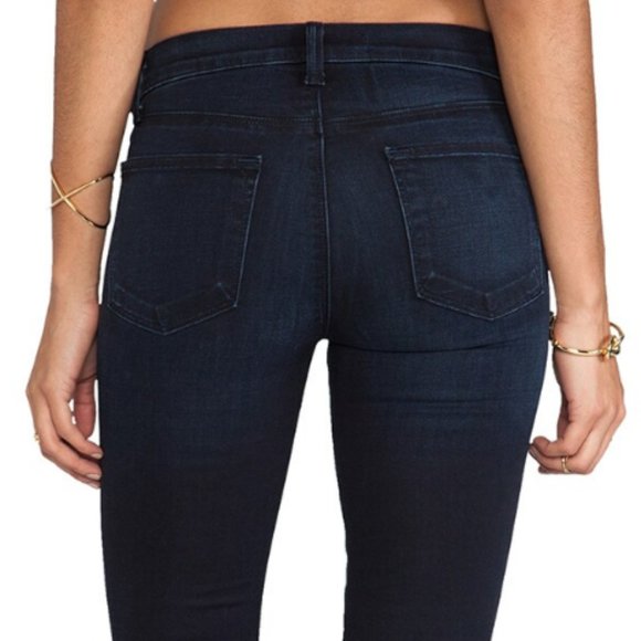 J BRAND Mid Rise Skinny in Atmosphere Color Size 24 Inseam 28